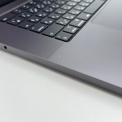 MacBook Pro Liquid Retina XDR 16インチ (Late 2023) Apple M3 Pro 12コア/18GB/SSD 512GB スペースブラック MRW13J/A バッテリー最大容量92%【C7434-100】