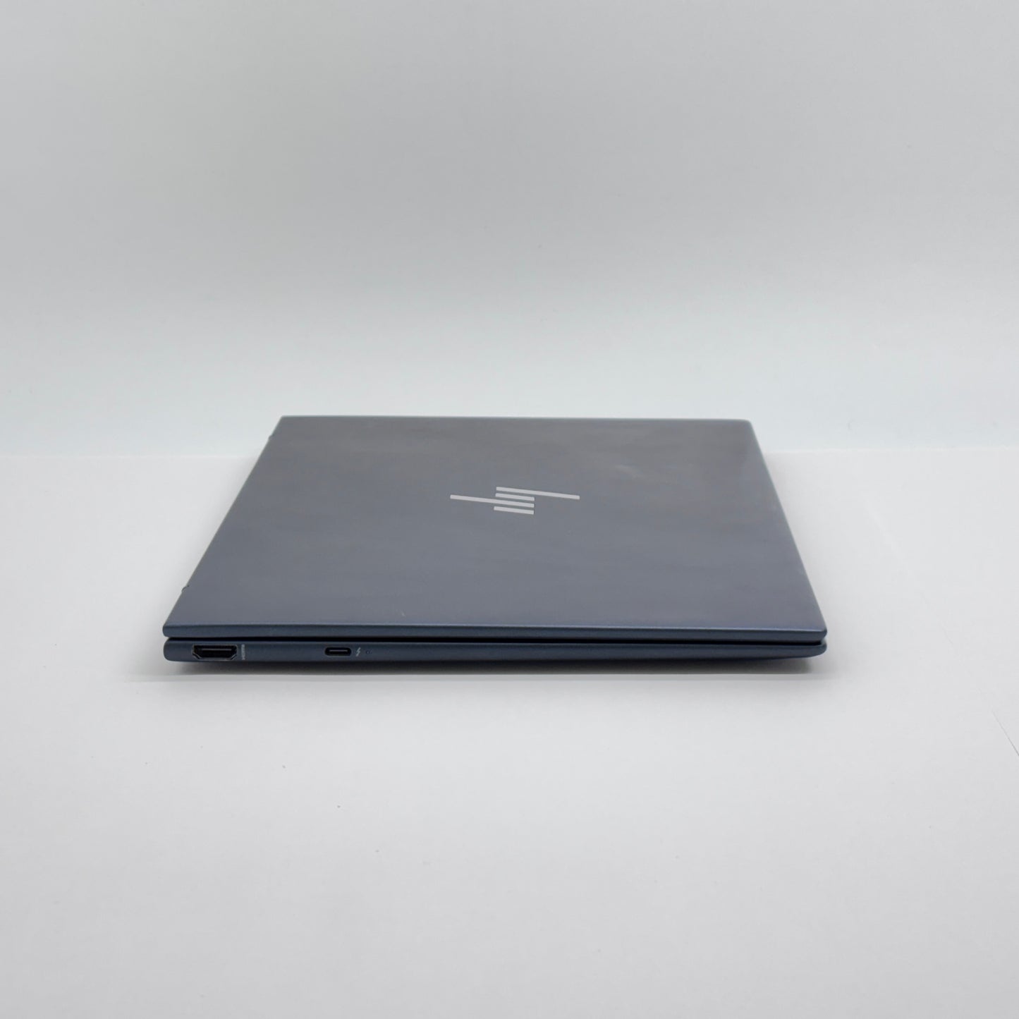 美品 HP Dragonfly 13.5インチ G4 Core i7-1355U 16GB SSD 512GB バッテリー最大容量100% 【C8168-100】