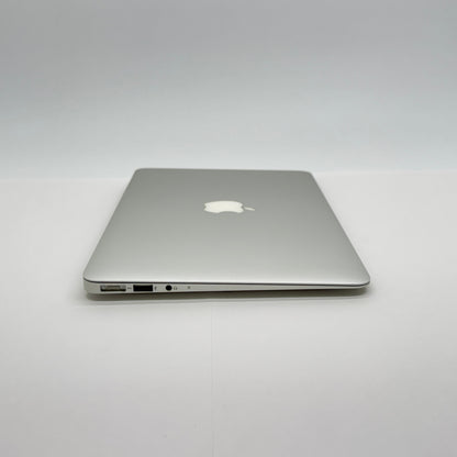 MacBook Air 11インチ Mid 2012 i7 2GHz 8GB SSD256GB シルバー【C7287-80】