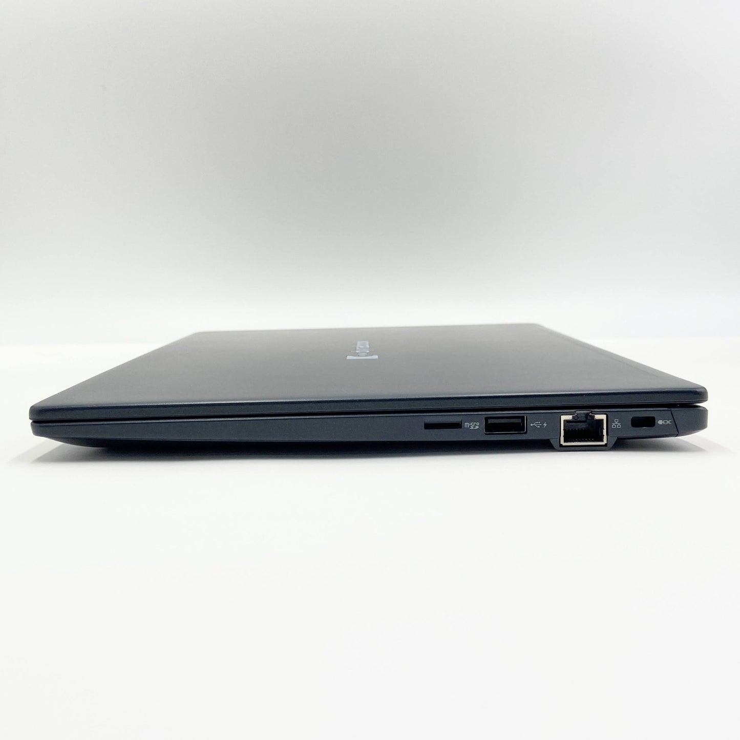 美品 dynabook G83/LY i7 1360P 16GB SSD 512GB windows11pro バッテリー最大容量100％【C5937-80】