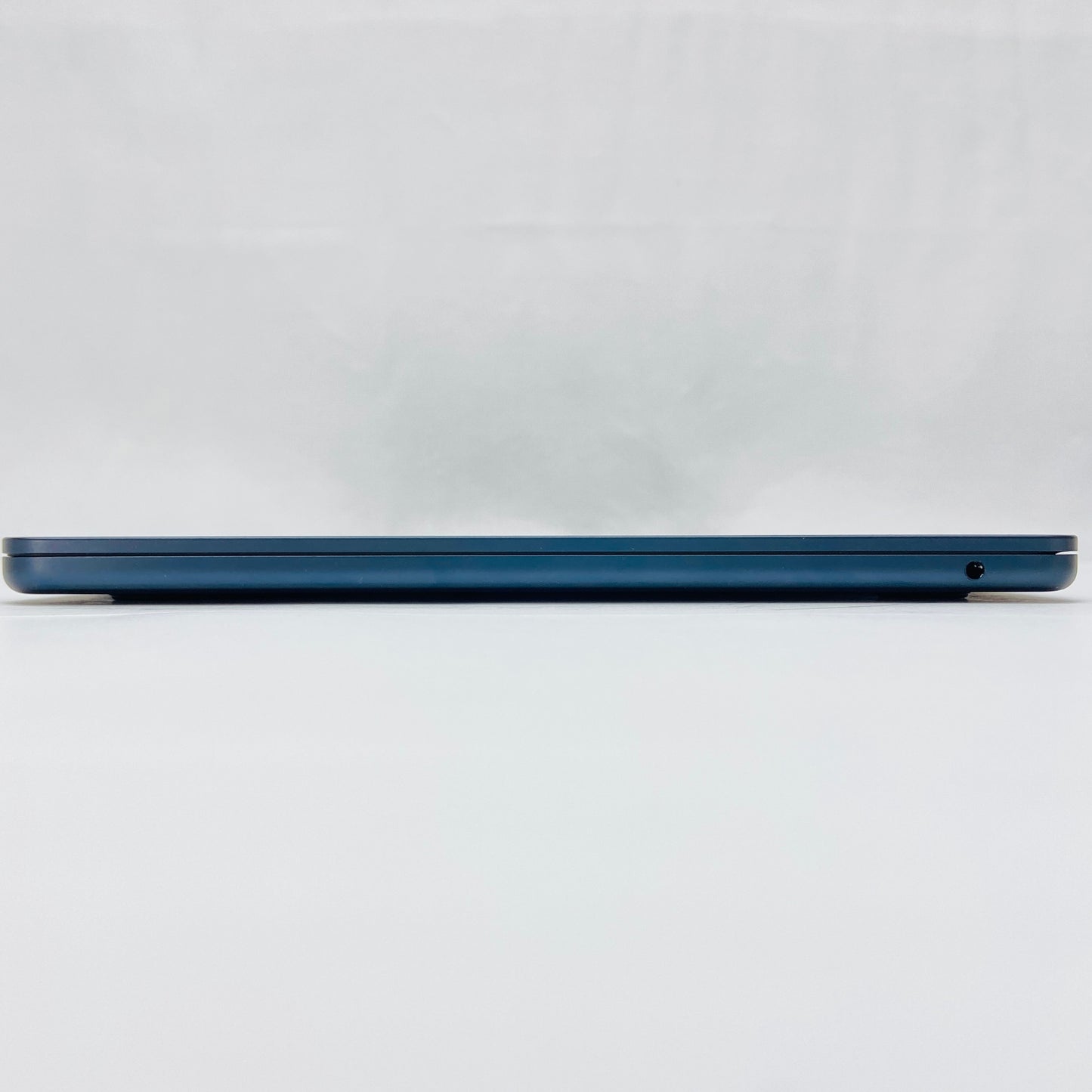 美品 Apple MacBookAir 13インチ M2 16GB 256GB USキー バッテリー最大容量97%　付属品完備 C3876	80サイズ発送