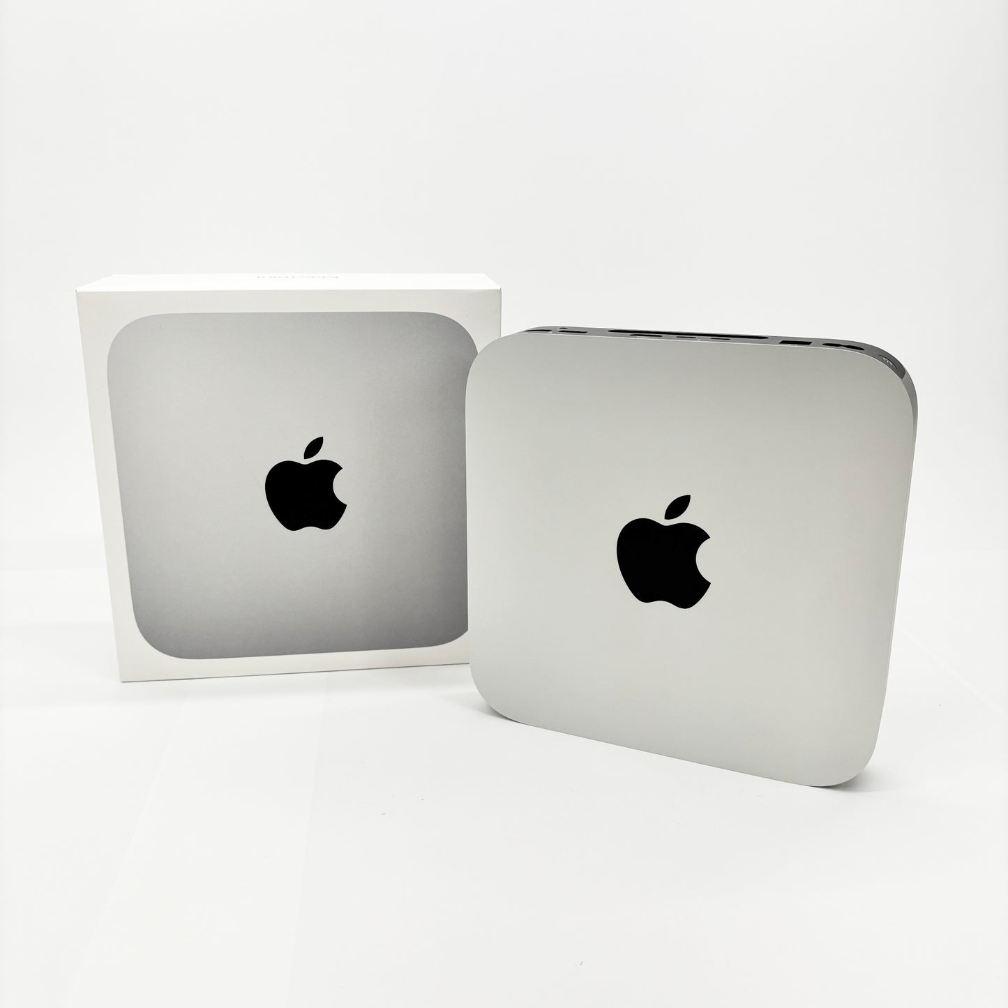 美品 Apple Mac mini (Early 2023) Apple M2 8コア/8GB/SSD 256GB MMFJ3J/A 付属品完備【C8556-80】