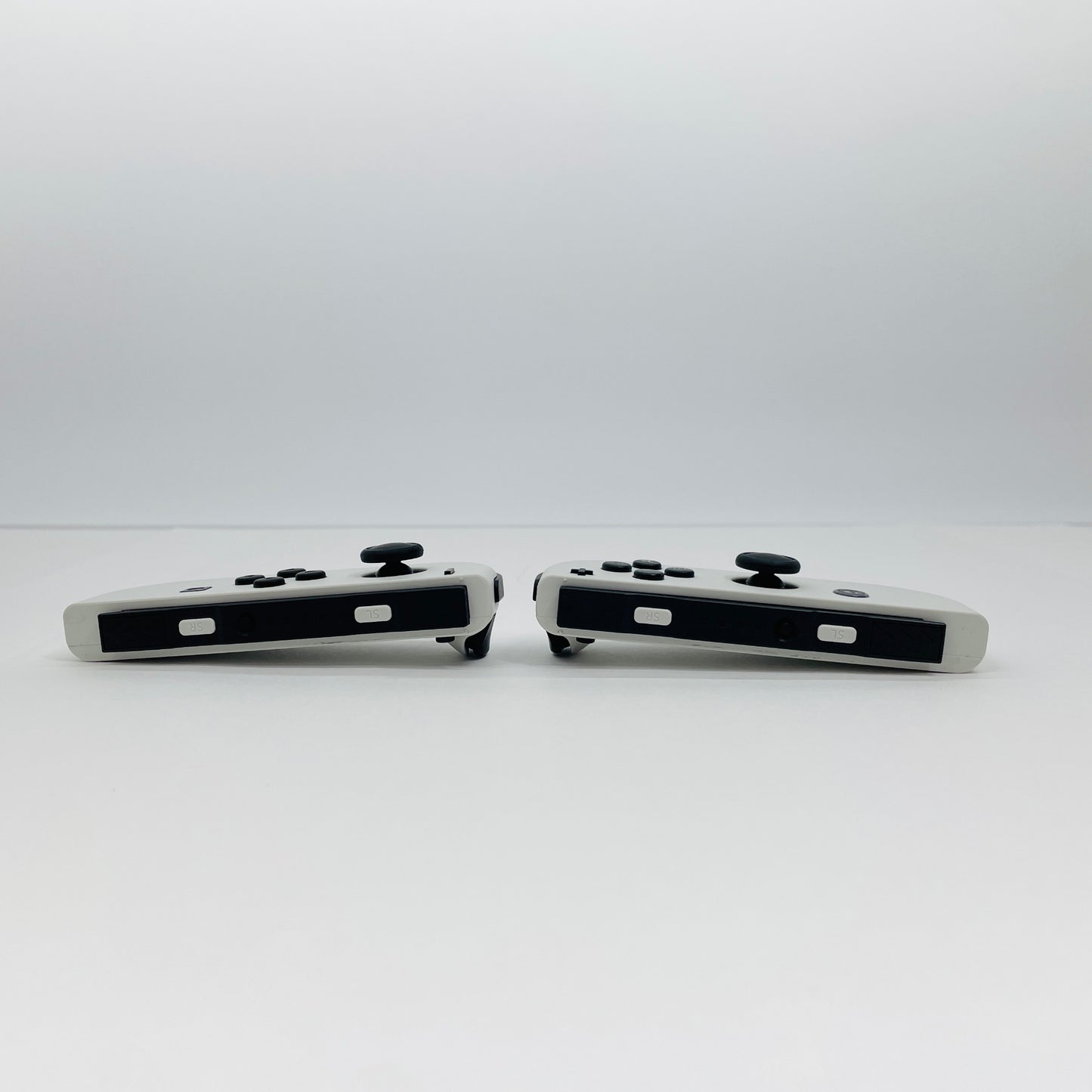 美品 NINTENDO Switch 有機EL 本体 HEG-001【C4566-80】