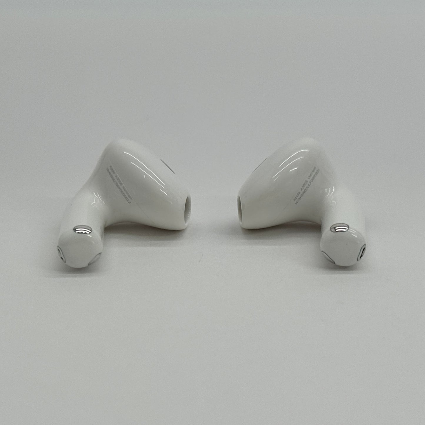 Apple AirPods 4 (ANC)  A3056 A3055 A3059 Bluetooth ノイズキャンセリング搭載【C7374-N】