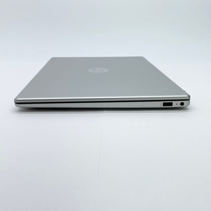 美品 HP Laptop 15-fd0226TU ノートPC Core i5-1334U 8GB SSD 256GB Windows11Home 15.6インチ FHD バッテリー最大容量94% 【C6460-100】