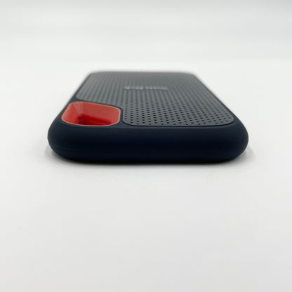 SanDisk Extreme ポータブル SSD 1TB SDSSDE61-1T00 外付けSSD【C8008-N】