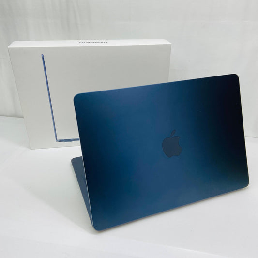バッテリー最大容量100% Apple MacBook Air M2 2022 MLY33J/A 8GB SSD 256GB 付属品完備 C3869	80サイズ発送