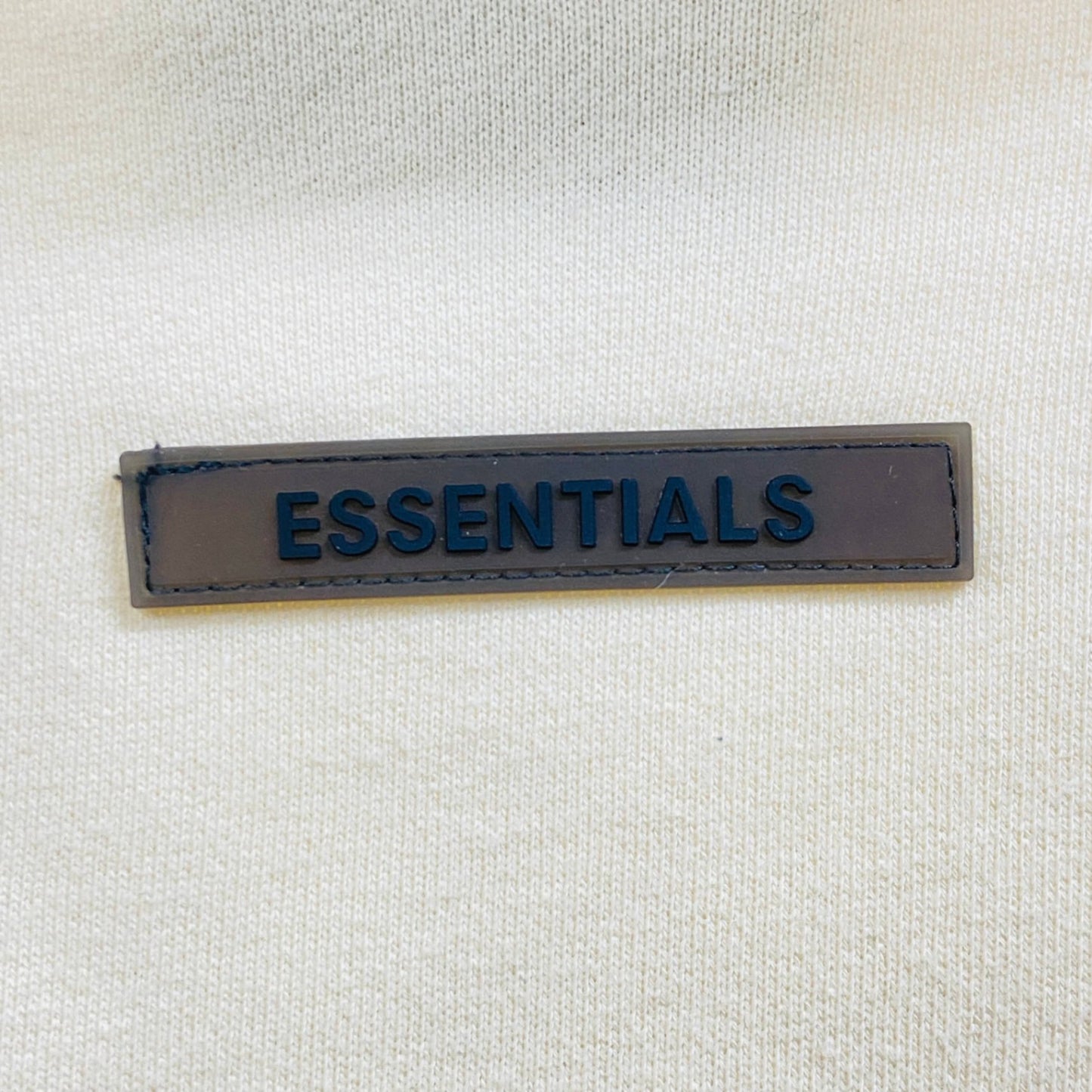 Fear of God Essentials エッセンシャルズ オーバーサイズ モックネック スウェットシャツ【C2580-】