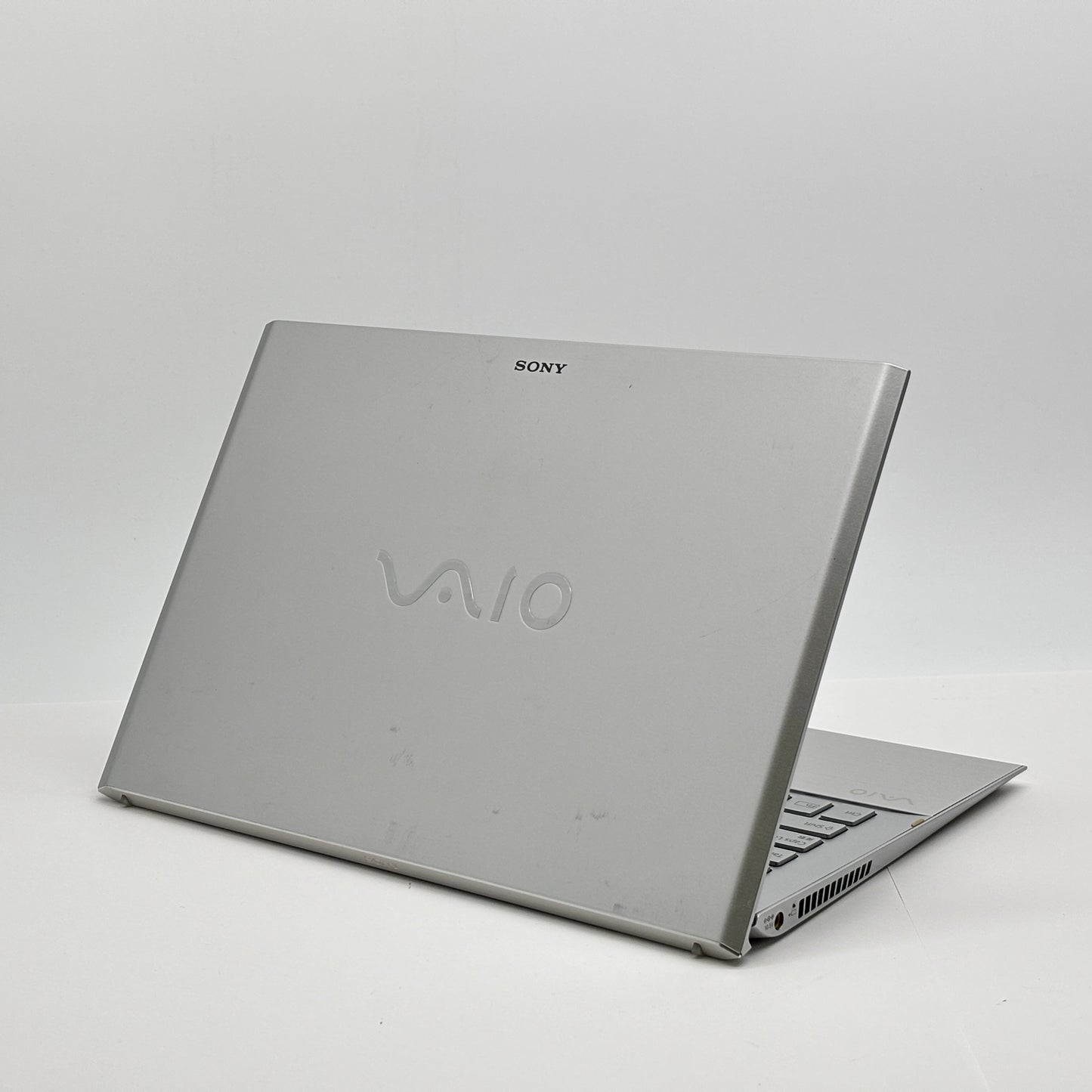 SONY VAIO SVP112A1CN i5 4200U 4GB SSD 256GB Windows10 Home【C8578-80】