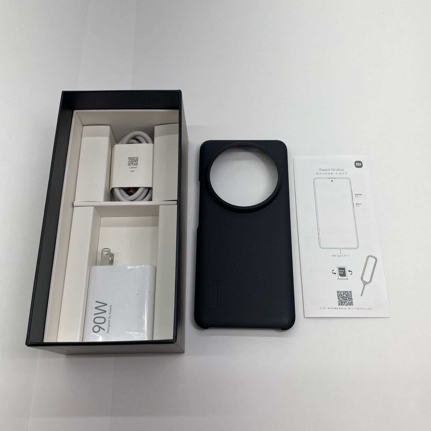 美品 Xiaomi 14 Ultra SPECIAL EDITION SET 本体(16GB/512GB)＋フォトグラフィーキット　【C4701-80】