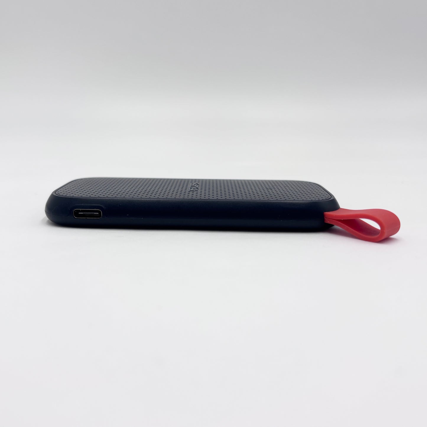 SanDisk Portable SSD SDSSDE30-1T00 1TB【C8136-N】