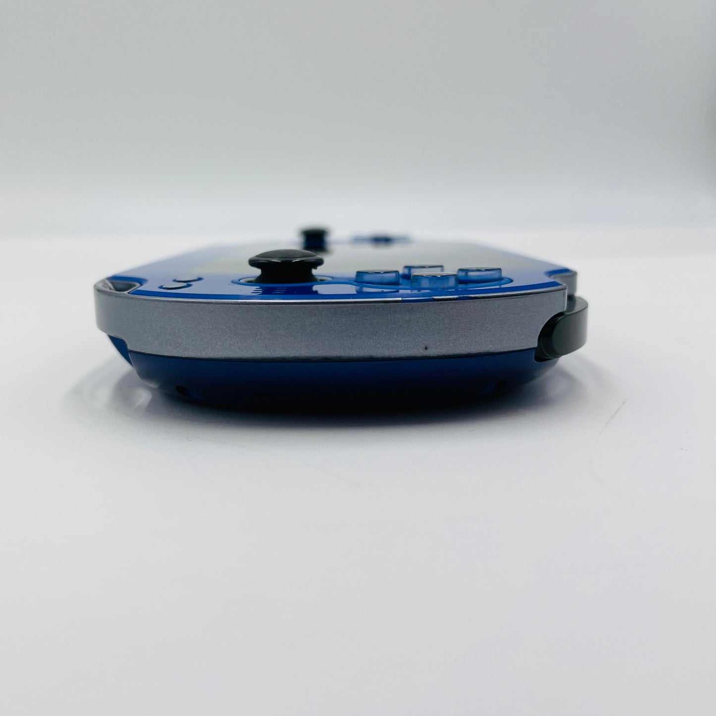 美品 SONY ソニー PSVITA 本体 PCH1000 【C4091-C】