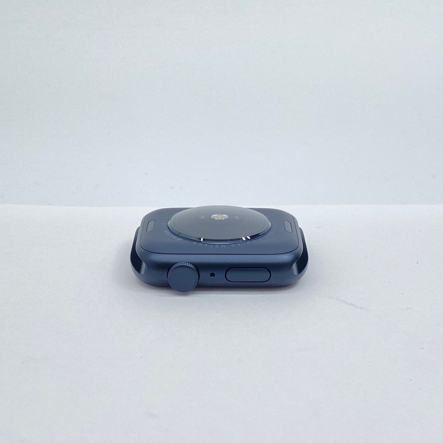 美品 Apple Watch SE 3 44mm GPS ミッドナイトアルミニウム MEP34J/A バッテリー最大容量100%【C7174-60】