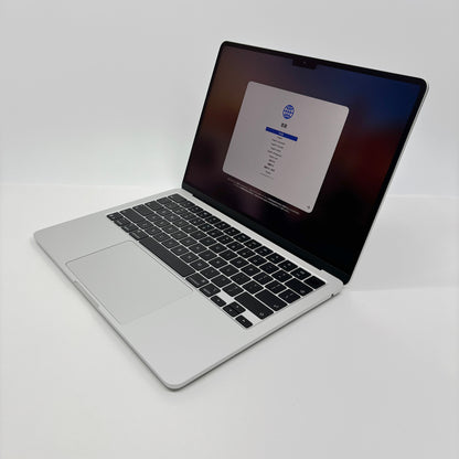 新品同様 美品 Apple MacBook Air 13インチ M5 10コアCPU 10コアGPU 32GB 1TB US配列 シルバー バッテリー最大容量100%【C9101-80】