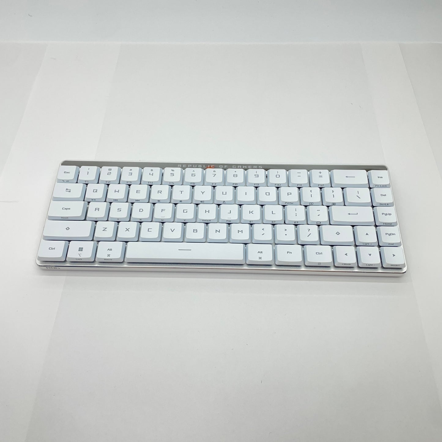 美品 ROG FALCHION RX LOW PROFILE キーボード　【C4622-80】