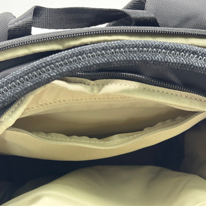 未使用 OneGo Lite Backpack 12L (マットブラック) バックパック　カメラバッグ【C7566-100】