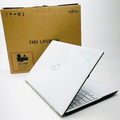 FUJITSU LIFEBOOK AH49/E3 FMVA49E3WZ i5-1135G7 8GB SSD 512GB windows11home【C4004-80】