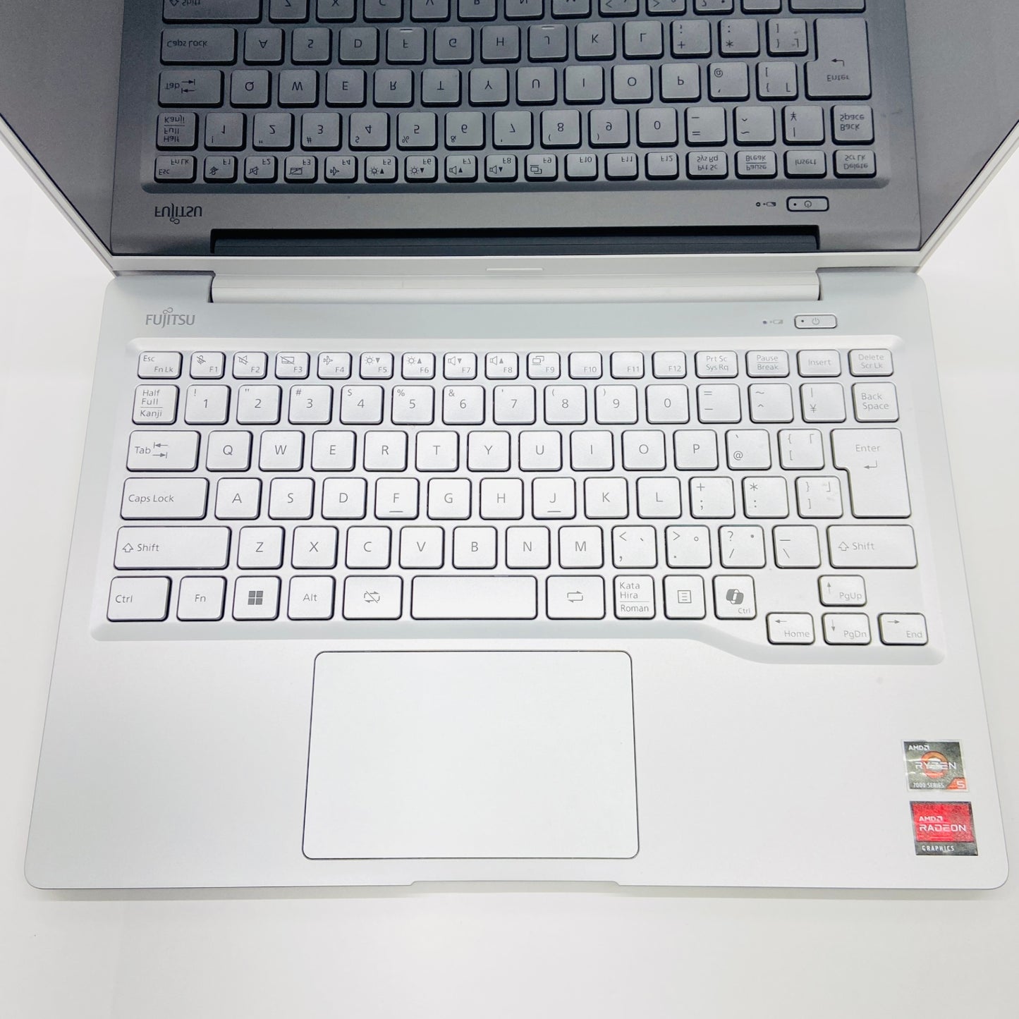 美品 LIFEBOOK MH55/J3 Ryzen5 7520U 16GB SSD 512GB Windows11Home 【C4496-80】