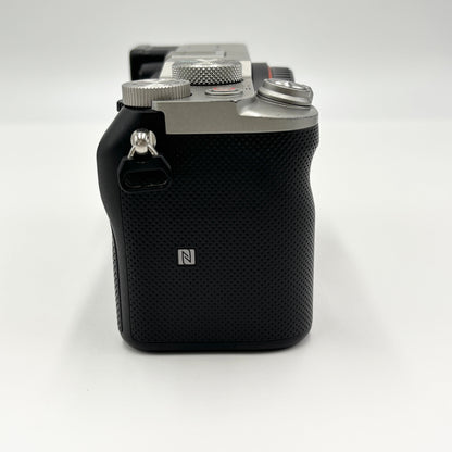 美品 Sony α7c ILCE-7C シルバー ボディ【C6038-80】