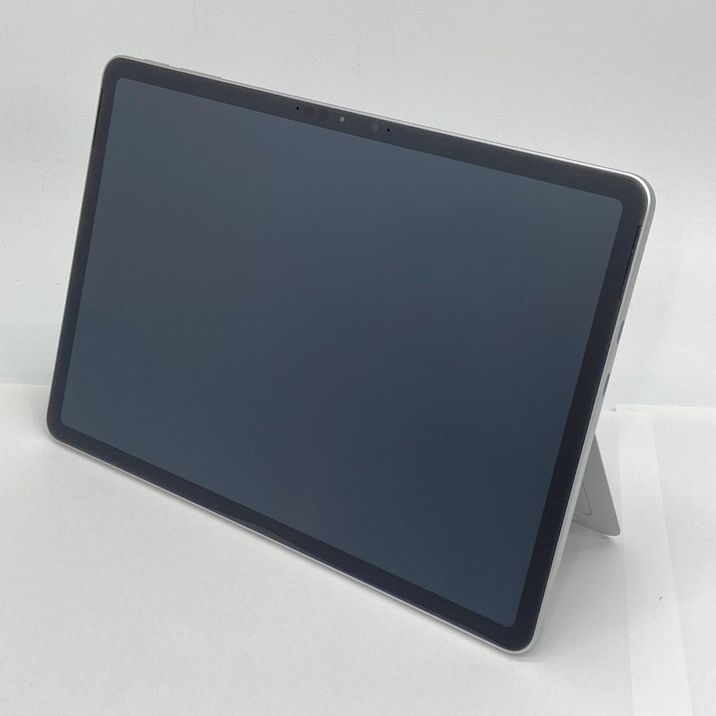 美品 Microsoft Surface Pro 12インチ model:2110 Snapdragon X Plus 16GB 256GB Windows11Home バッテリー最大容量100% 純正キーボード、タッチペン付属【C6483-60】
