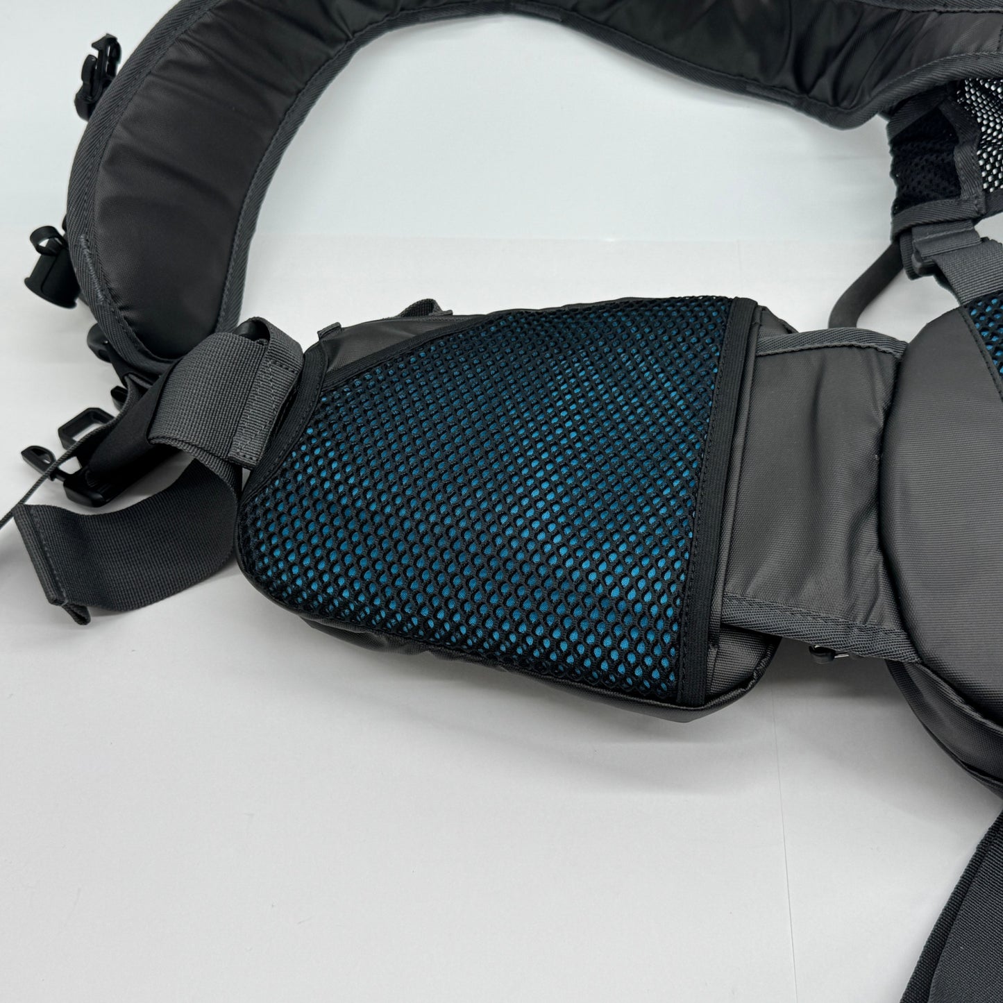 美品 Apecat 9L Harness - Mosko Moto EU ヒップバッグ 【C7614-100】