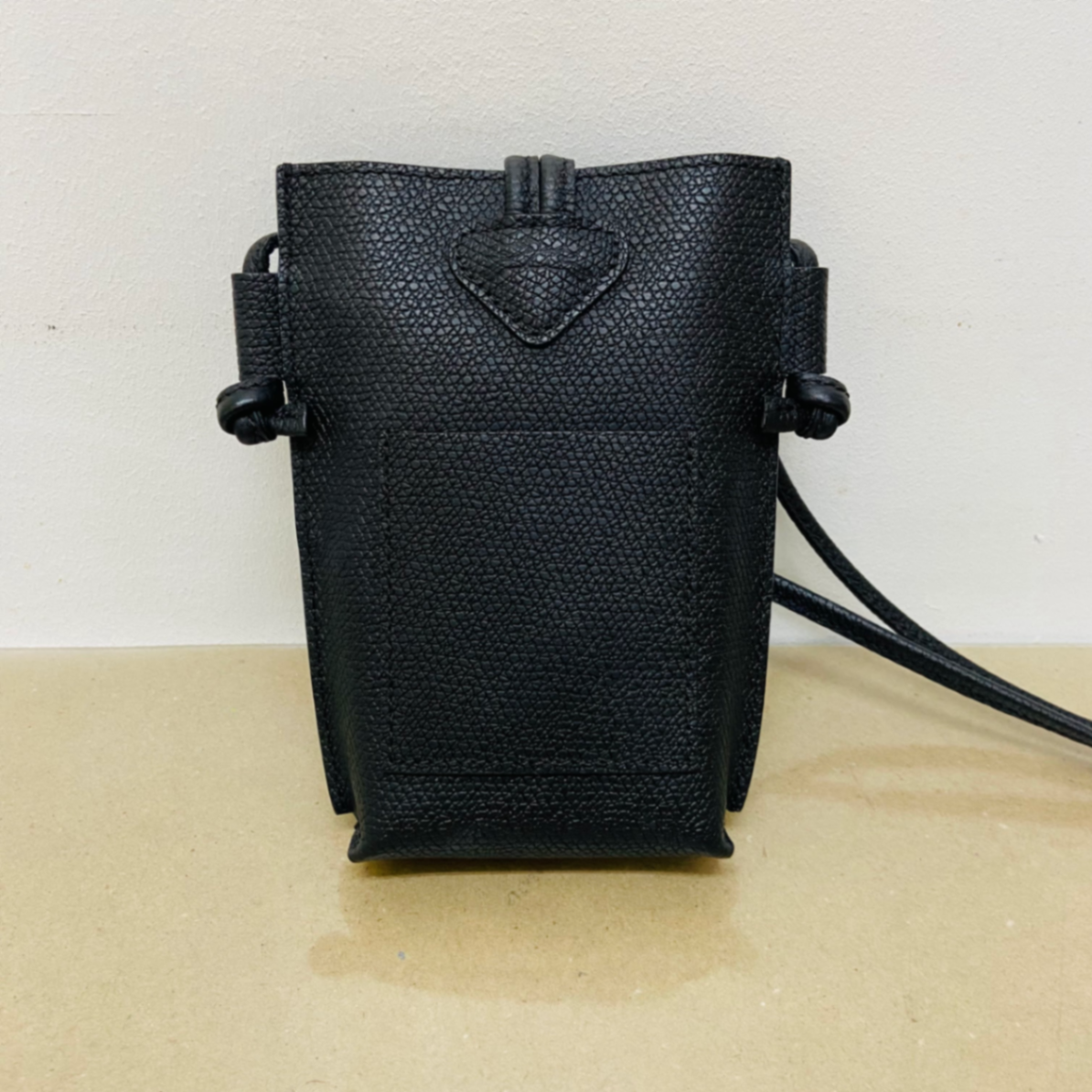 美品 LONGCHAMP ロンシャン スマートフォンケース【C459-60】