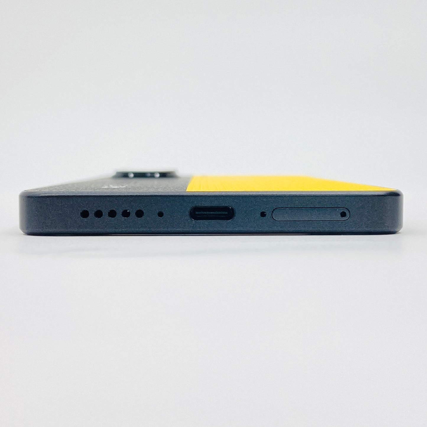 美品 POCO X7 Pro 8GB 256GB Yellow　SIMフリー【C4522-60】