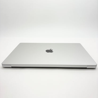 新品同様 美品 Apple MacBook Pro 16インチ M5 Pro (18コアCPU / 20コアGPU) 24GB 1TB（KB-CH ※中国語・ピンイン配列） 付属品完備 バッテリー最大容量100%【8951-】