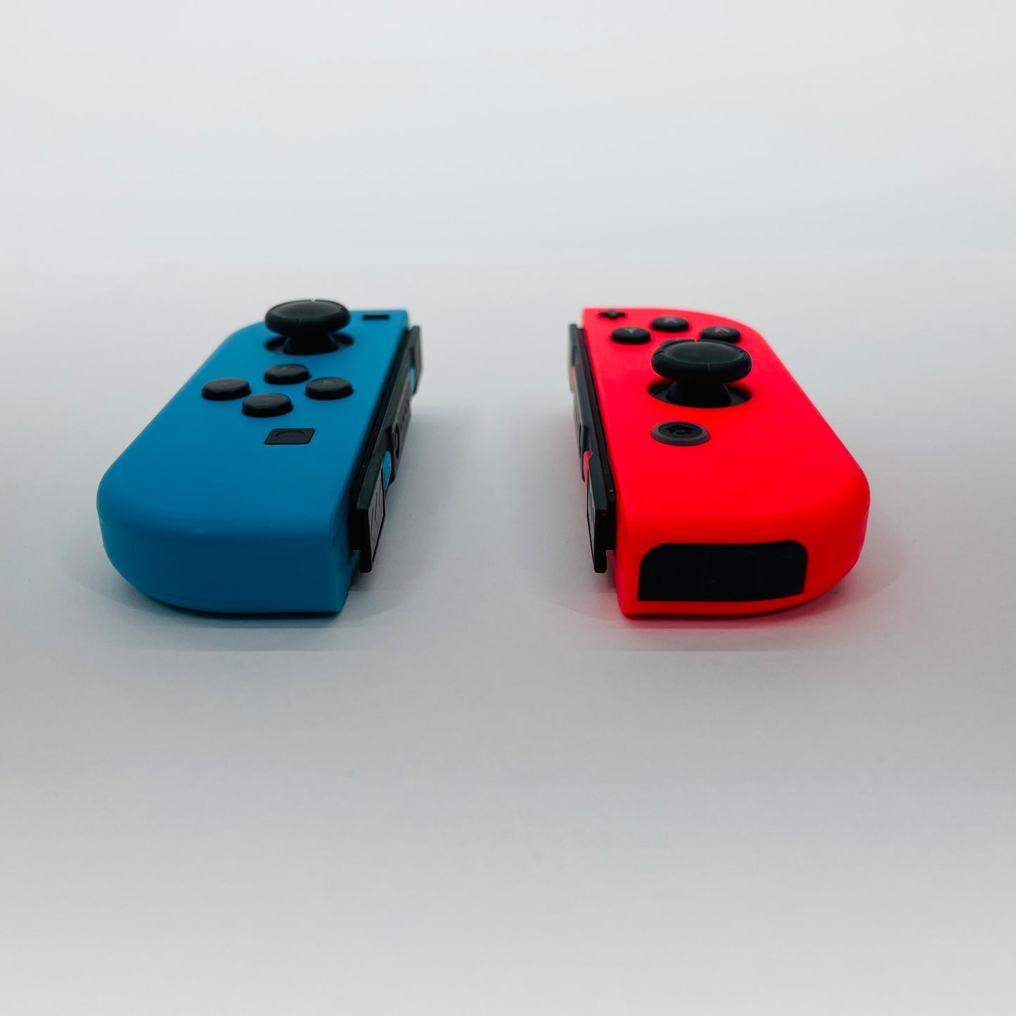 Nintendo Switch 本体 ネオンブルー ネオンレッド 新モデル HAD-S-KABAA 付属品完備　proコントローラーセット	【C4821-80】