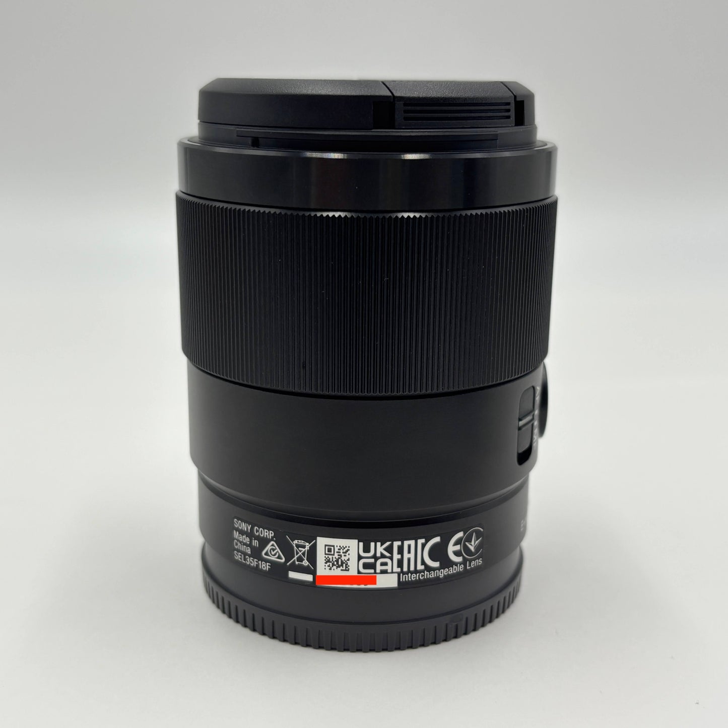 美品 新品同様 SONY ソニー FE 35mm F1.8 SEL35F18F 単焦点レンズ【C5389-60】
