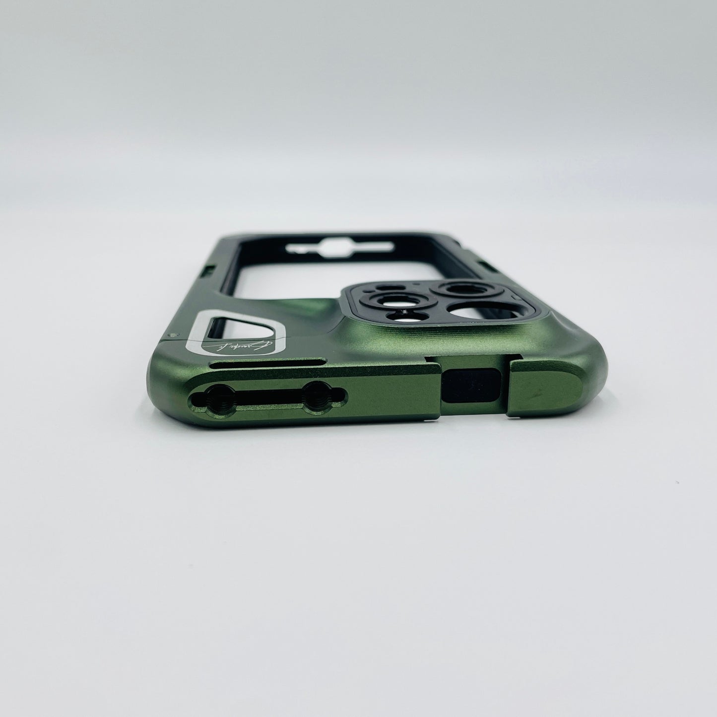 SmallRig Brandon Li Mobile Video Kit for iPhone 15 Pro Max Co-design Edition 　【C4355-60】