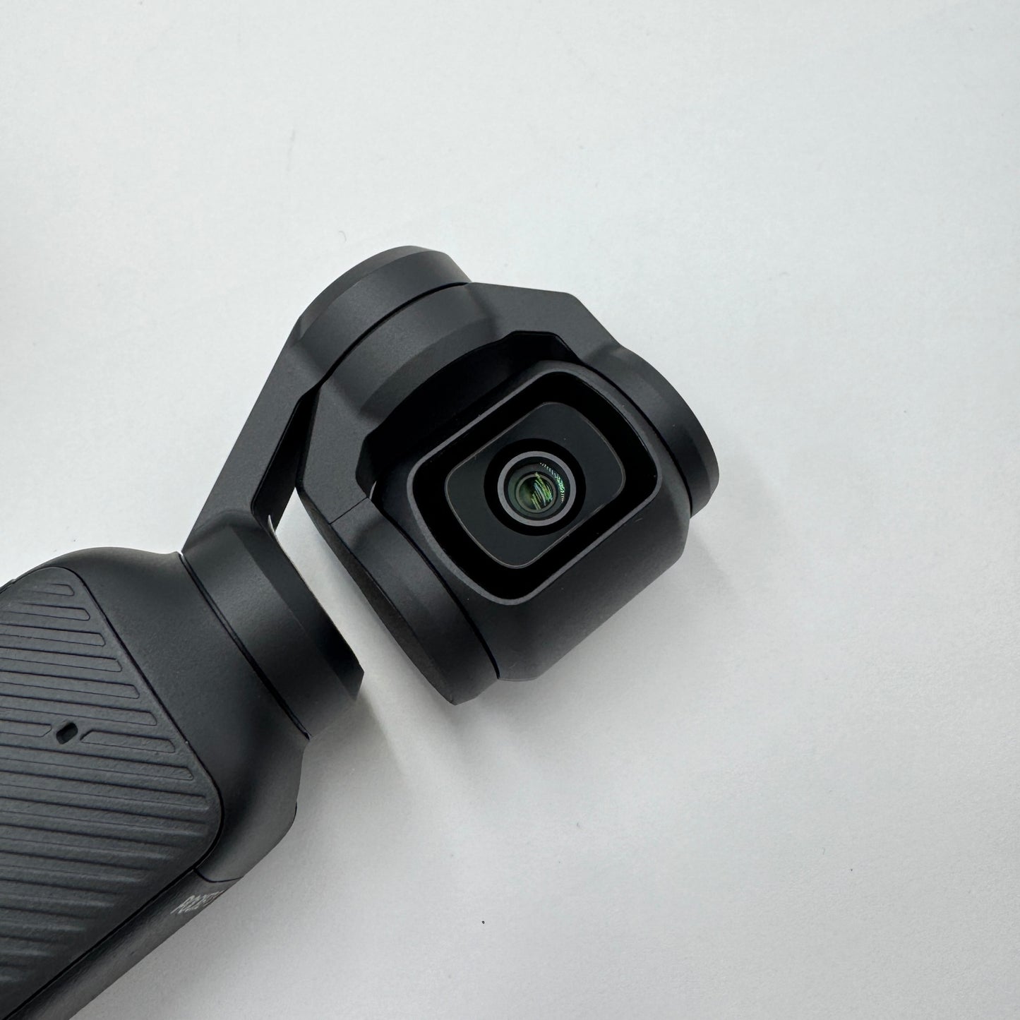 美品 DJI Osmo Pocket 3 ジンバルカメラ おまけ付き【C6183-60】