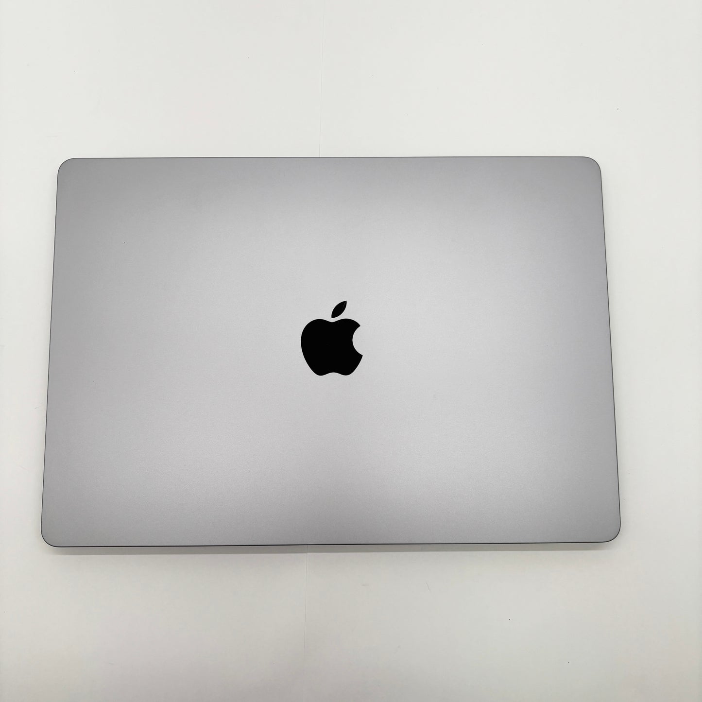 Apple MacBookAir 15インチ M2 16GB 512GB 充放電回数26回 バッテリー最大容量98%【C7689-80】