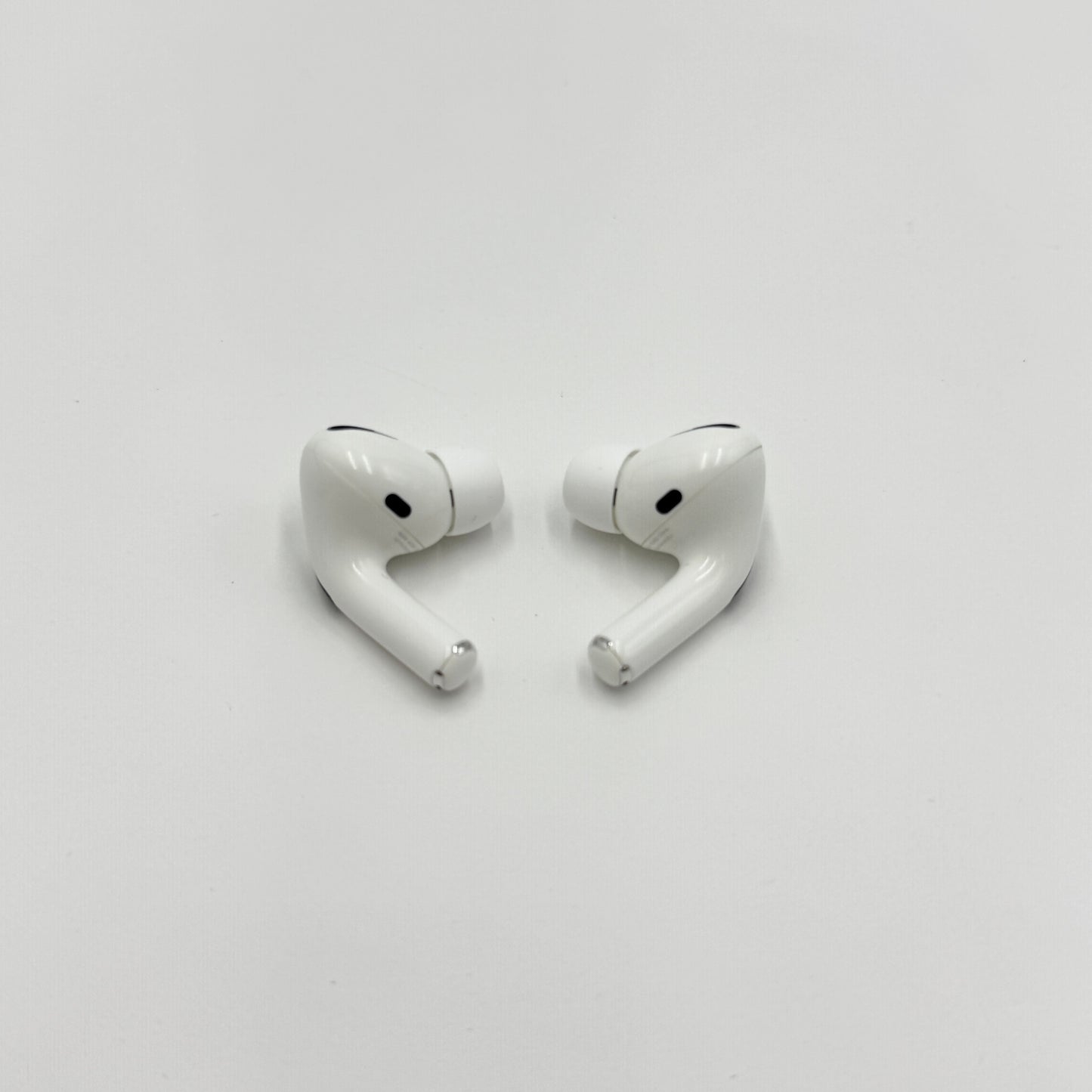 Apple AirPods Pro 第1世代 with MagSafe Charging Case MWP22J/A ケーブル欠品【C7797-60】