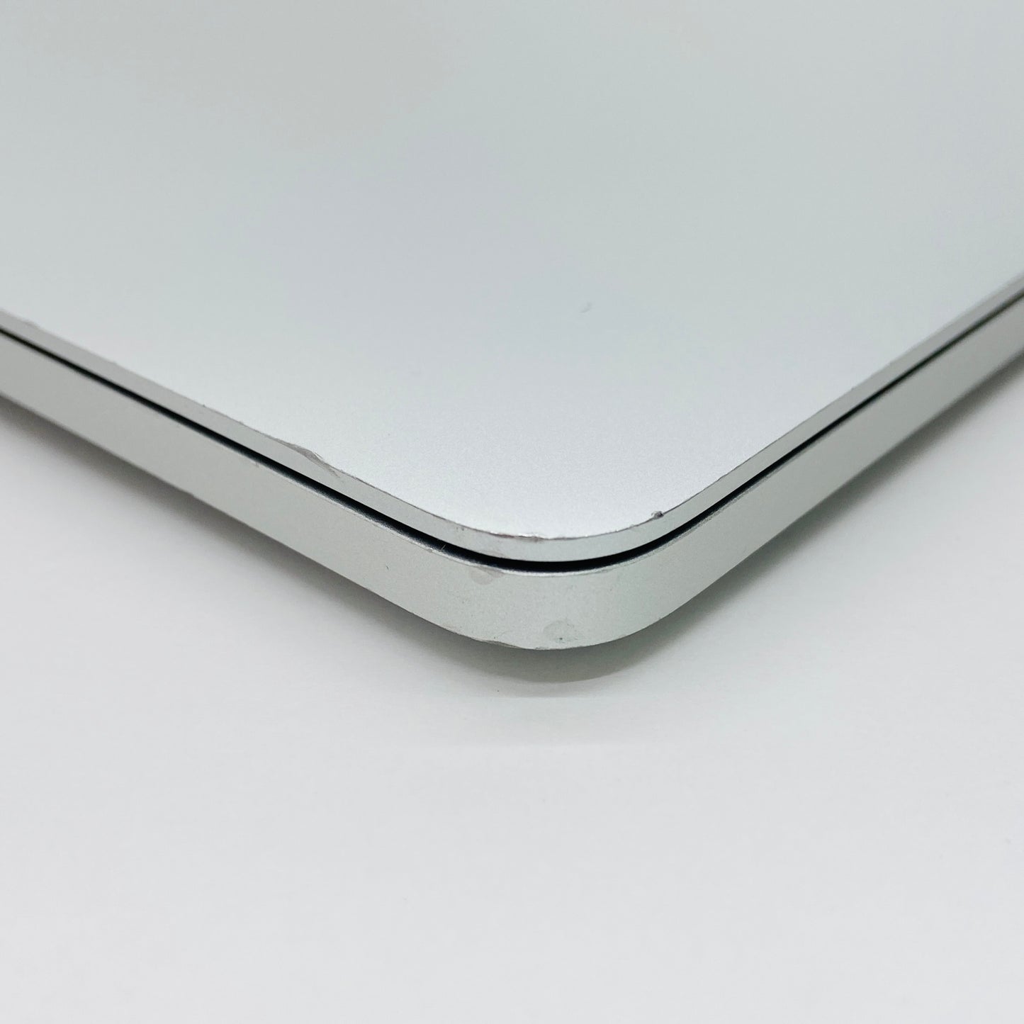 Apple MacBook Pro 13インチ 2017 Two Thunderbolt 3 ports 2.3GHz デュアルコア i5 8GB 512GB【C4291-80】