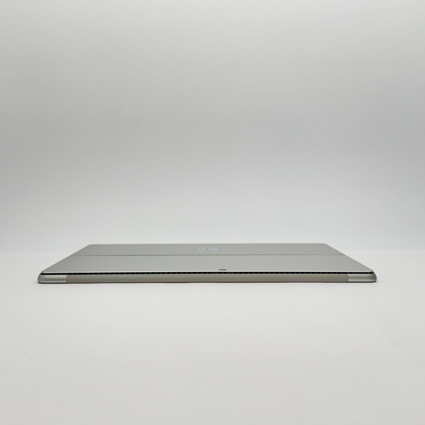 Surface Pro8 i5 1135G7 8GB SSD 256GB Windows11 Home  バッテリー最大容量84% キーボード、ペン付き【C7448-80】