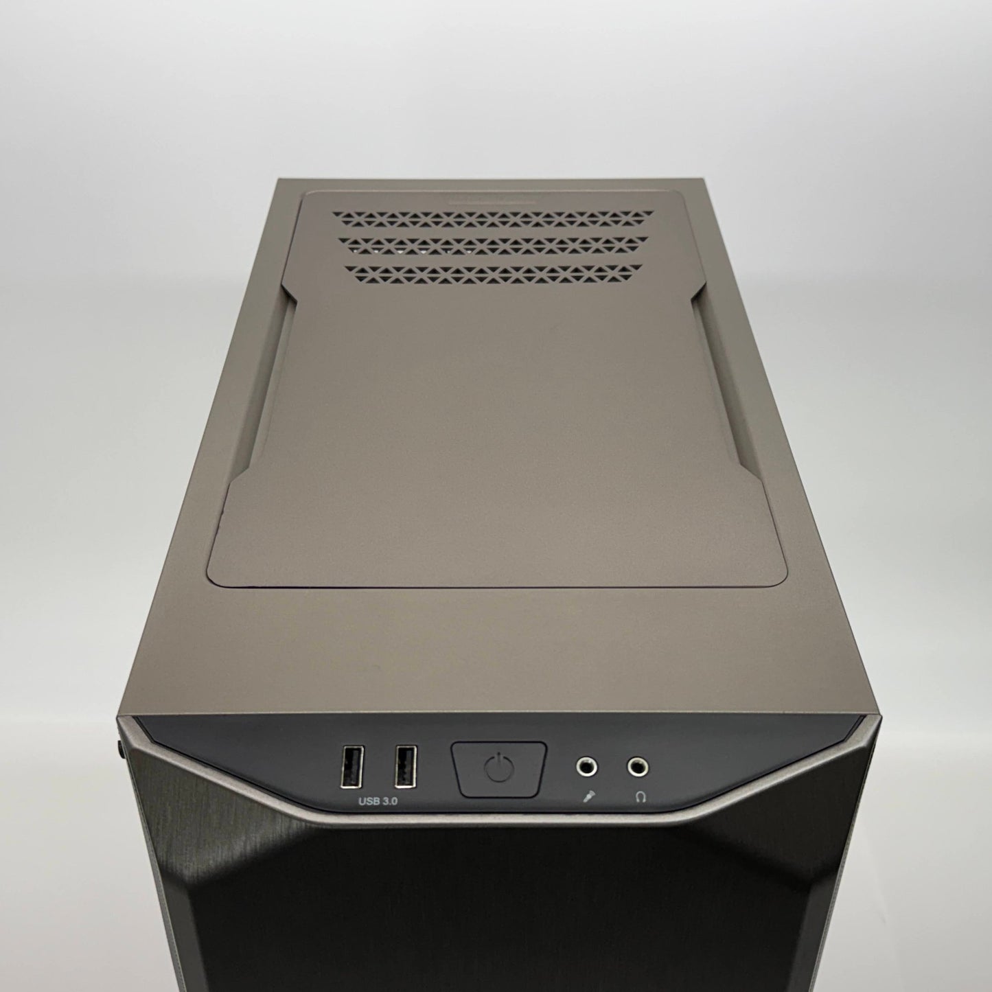 be quiet!自作静音ゲーミングPC Ryzen 7 5700X DDR4 32GB SSD2TB RTX 4060Ti Windows11 Pro【C3921-160】