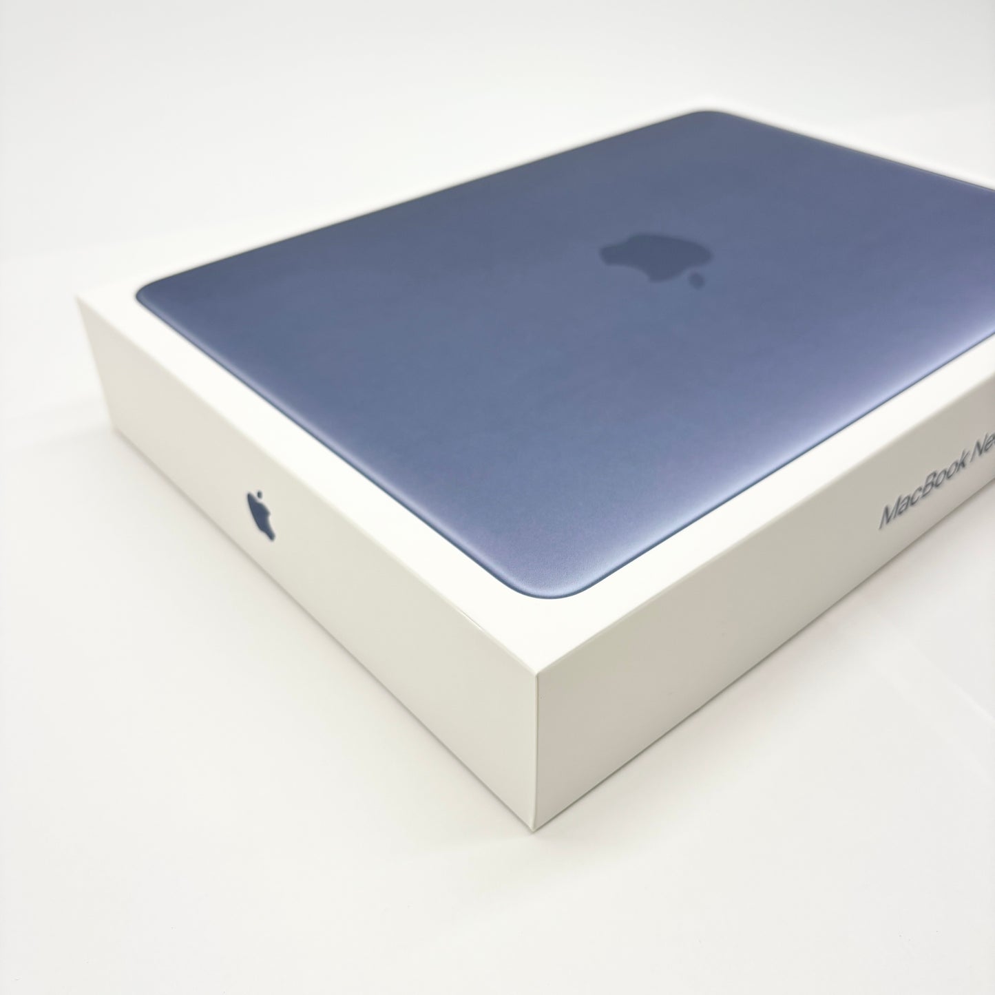 新品未開封 Apple MacBook Neo 8GB 256GB インディゴ　 MHFF4J/A 【C8181-80】