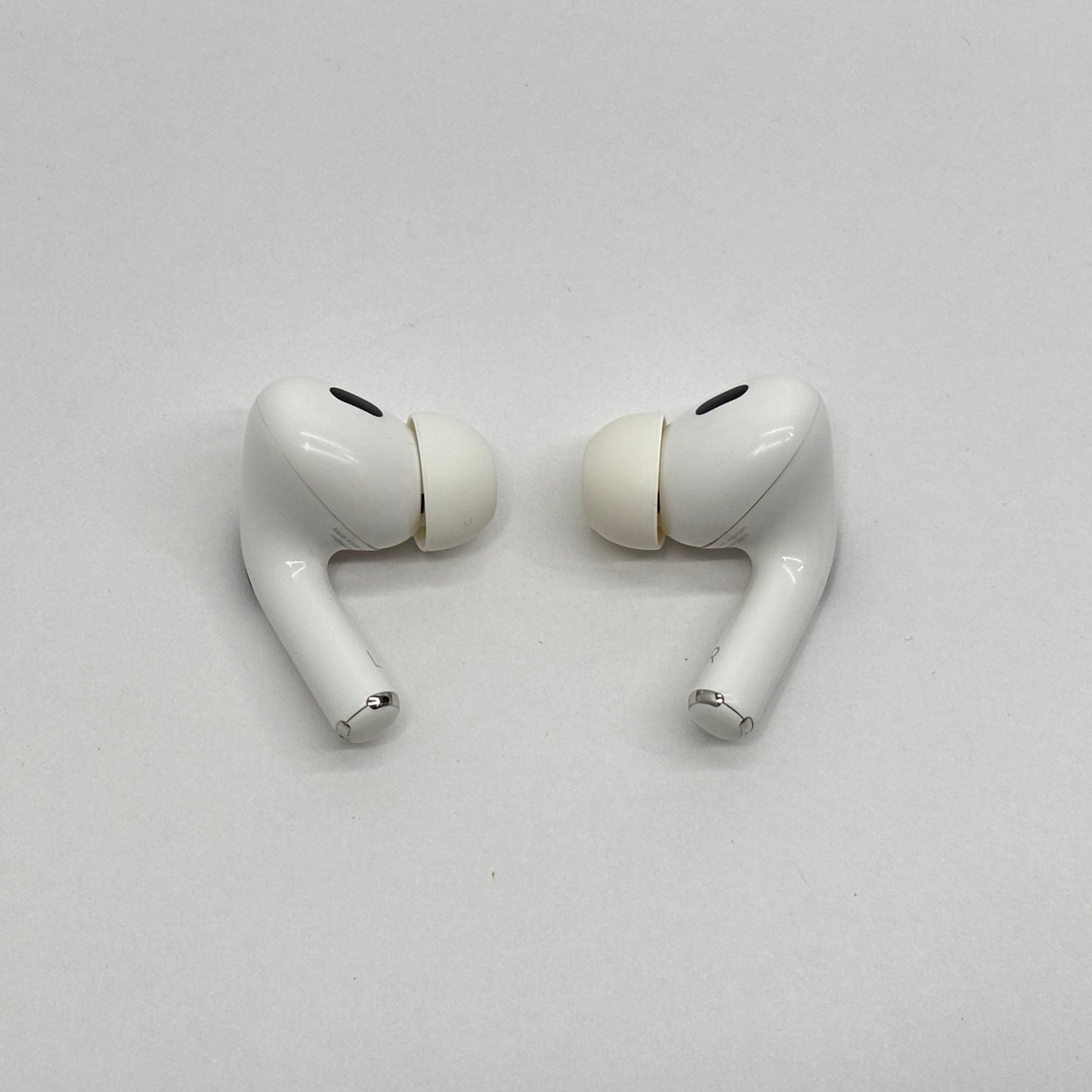 Apple AirPods Pro 第2世代 ワイヤレスイヤホン USB-C【C8730-C】