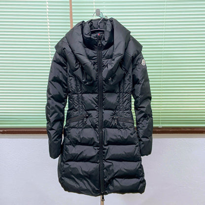 美品 モンクレール シロセス CYROSELLE ロングダウンコート サイズ:1  CYROSELLE GIUBBOTTO CYROSELLE COAT 【C5628】