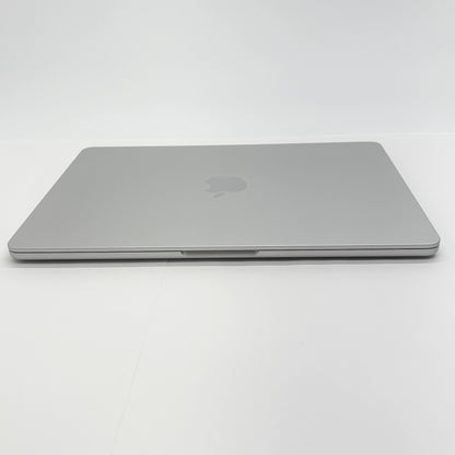 美品 MacBook Air 13インチ (Early 2025) Apple M4 10コア/16GB/SSD 512GB シルバー MW0X3J/A バッテリー最大容量100%【C6279-80】