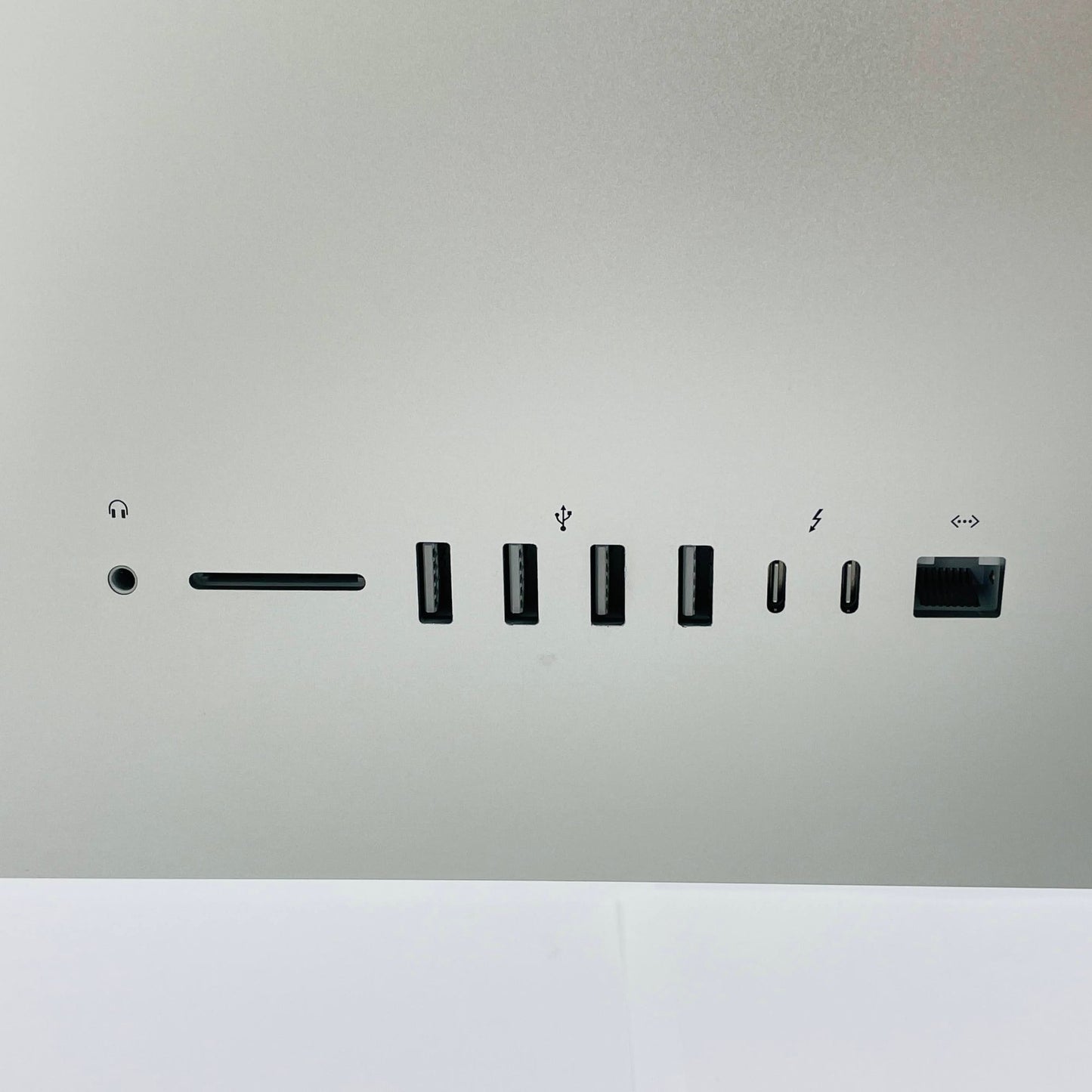 カスタム iMac (Retina 5K, 27インチ, 2019)  i5 24GB SSD1TB RADEON Pro 570X 4GB MRQY2J/A メモリ増設SSD換装済み【C4661-160】