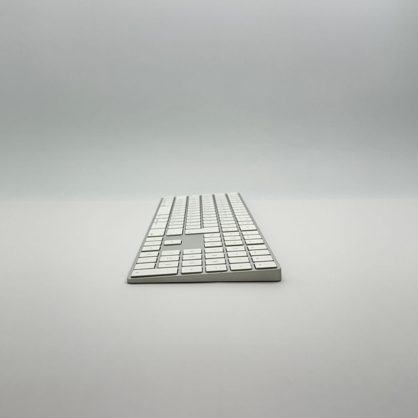 Apple Magic Keyboard テンキー付き 日本語配列 A1843 シルバー【C7441-80】