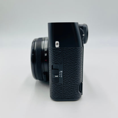 新品同様 美品 富士フィルム FUJIFILM X100VIブラック ショット数1,494枚　【C4668-80】