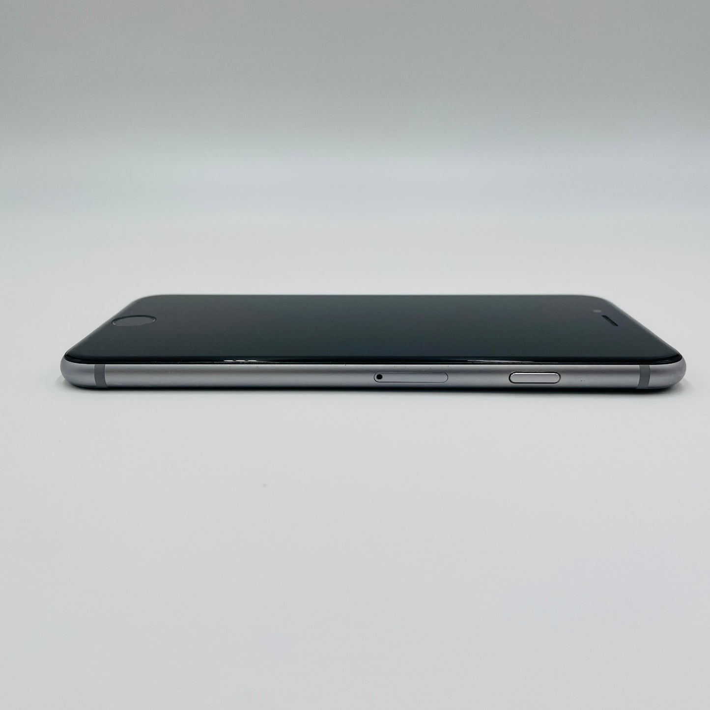 Apple iPhone 6 MG4F2J/A 64GB スペースグレイ docomo バッテリー最大容量86%　【C4650-C】