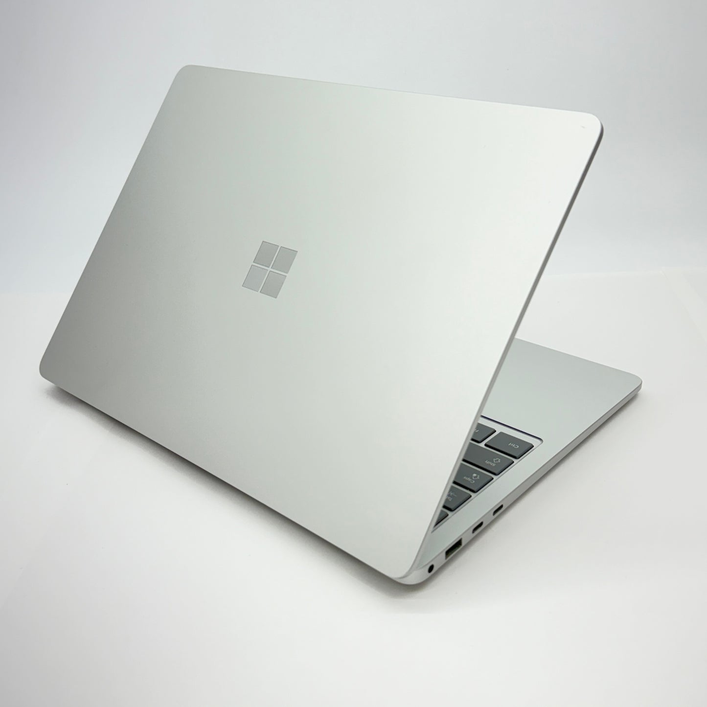 美品 Surface Laptop 7th Snapdragon X 12-core X1E80100 16GB SSD 1TB 13.8インチ Windows11Home バッテリー最大容量92%【C5316-80】