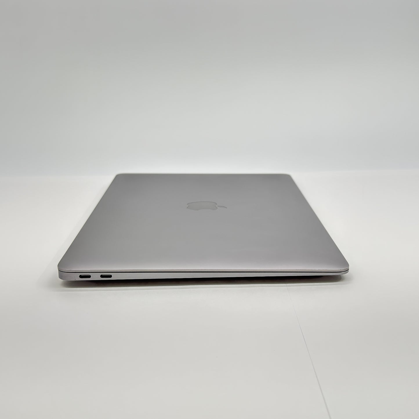 MacBook Air Retina 13インチ (Late 2020) Apple M1 8コア 8GB SSD 512GB スペースグレイ MGN73J/A バッテリー最大容量87%【C7044-80】
