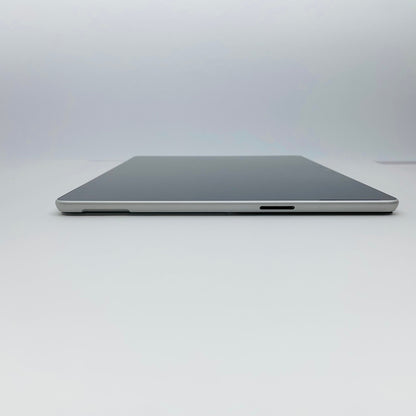 美品 Surface Pro 9 VYW-00007  i5 1235U 8GB 256GB Windows11Home 学生向け特別モデル【C4578-80】