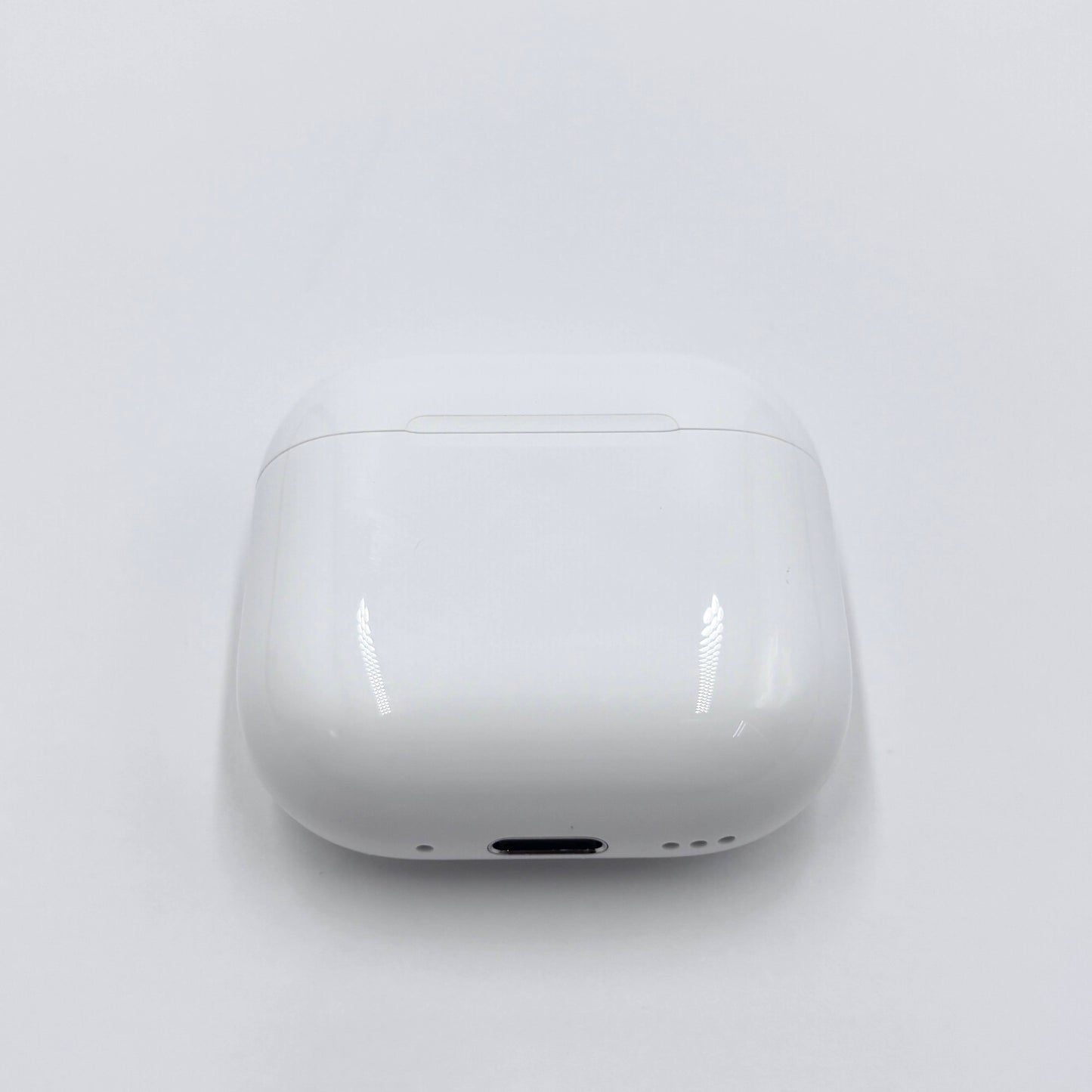 美品 AirPods 4 MXP93J/A （アクティブノイズキャンセリング搭載モデル）限定保証2027/06/21 付属品完備【C6170-60】