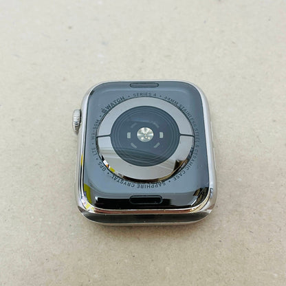 Apple Watch Series 4 GPS+Cellularモデル 44mm ステンレススチール MTX02J/A  C2913	60サイズ発送